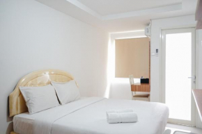 Stylish and Posh Studio Baileys Apartment By Travelio